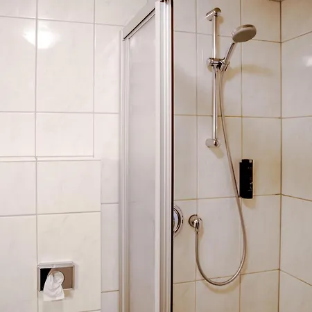 Отель Smart B&b2 Bb2 315 *